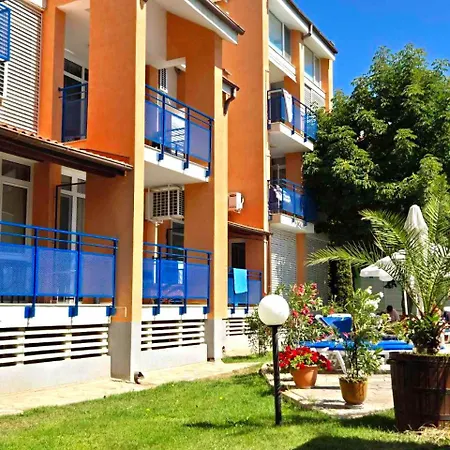 Family Elit1 Apartament *