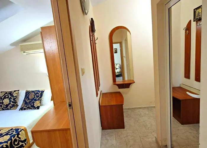 Family Elit1 Apartman *