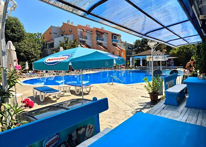 Family Elit1 Σάνι Μπιτς